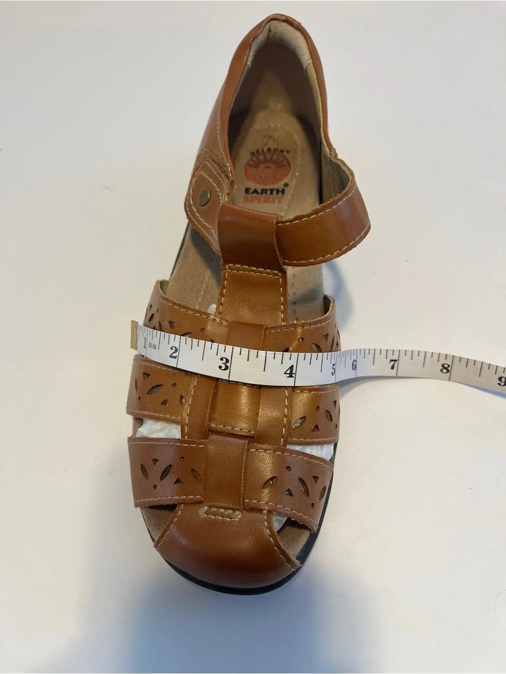 Earth Spirit Gelron Women's Brown Closed-Toe Sandal 7.5 with Hook-and-Loop Strap